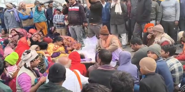 सहजीतपुर में युवक की हत्या के बाद बवाल