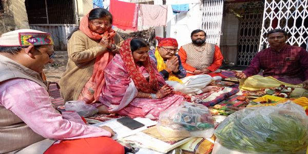 गणेश पूजन और मंडप प्रवेश के साथ शुरू हुआ शतचंडी पाठ