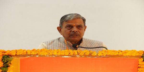 वा विद्यार्थी सम्मेलन एवं संवाद कार्यक्रम को सम्बोधित करते हुए राष्ट्रीय स्वयंसेवक संघ के सरकार्यवाह दत्तात्रेय होसबाले वा विद्यार्थी सम्मेलन एवं संवाद कार्यक्रम को सम्बोधित करते हुए राष्ट्रीय स्वयंसेवक संघ के सरकार्यवाह दत्तात्रेय होसबाले