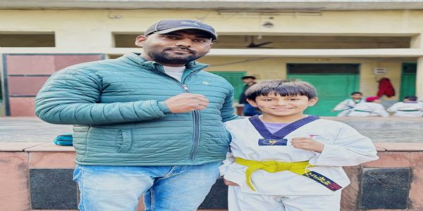 ताइक्वांडो के 50 खिलाड़ियों ने उत्तीर्ण की कलर बेल्ट परीक्षा, अध्यांश सिंह ने किया टॉप
