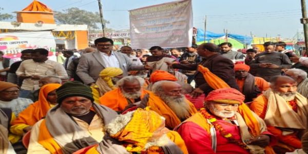 मेला राम नगरिया : खोया पाया शिविर में सम्मानित हुए संत महात्मा