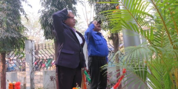 निदेशक ने जुडको कार्यालय में फहराया तिरंगा