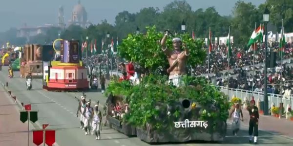 दिल्ली के कर्तव्य पथ पर गूंजा छत्तीसगढ़ के जनजातीय शौर्य का इतिहास