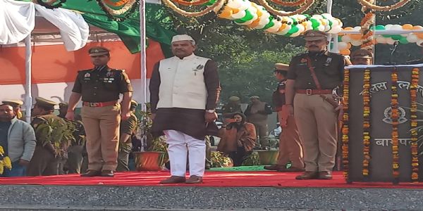 बागपत में धूमधाम से मनाया गया गणतन्त्र दिवस