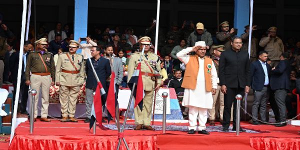 चमोली में हर्षोल्लास के साथ मनाया गया 77वां गणतंत्र दिवस