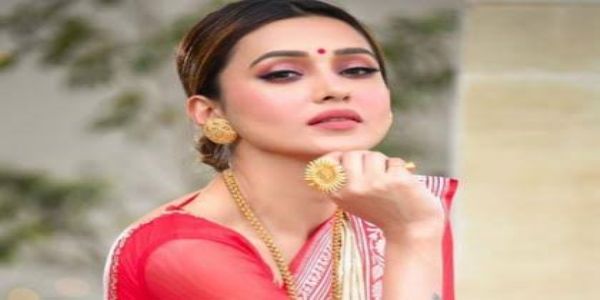 बनगांव में कार्यक्रम के दौरान अभिनेत्री मिमी चक्रवर्ती से कथित बदसलूकी