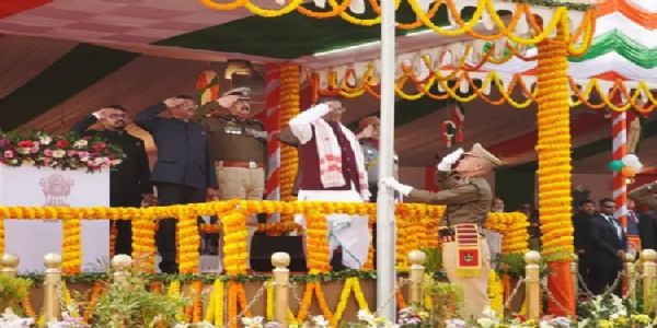 गणतंत्र दिवस पर खानापारा में असम के राज्यपाल ने फहराया राष्ट्रीय ध्वज