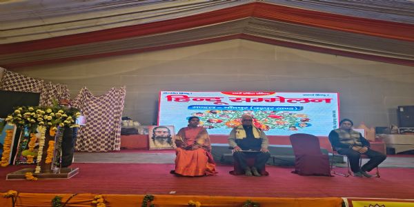 मेला रामनगरिया में संघ गंगा के तीन भगीरथ नाटक का मंचन