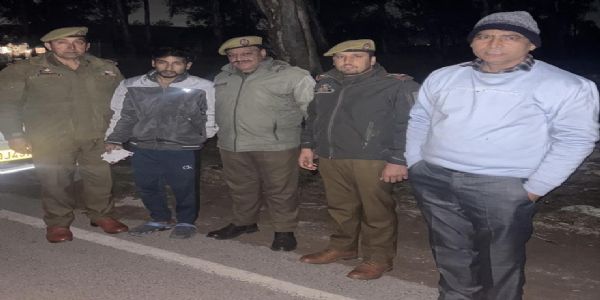 8.36 ग्राम हेरोइन के साथ एक नशा तस्कर गिरफ्तार