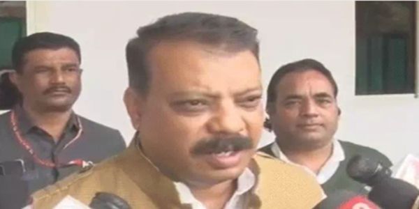 मप्र में बजट सत्र से पहले कांग्रेस ने की लाइव विधानसभा कार्यवाही की मांग, उमंग सिंघार ने सरकार को घेरा