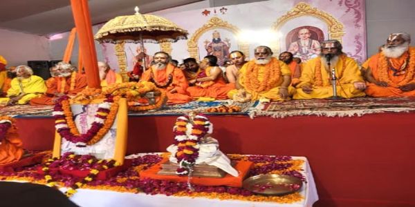 ‘शिक्षित एवं स्वस्थ’ भारत के लिए आगे आएं धर्माचार्य : स्वामी नरेंद्रानंद सरस्वती