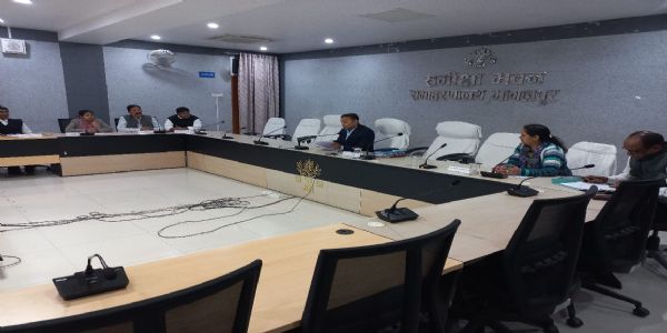 कोसी स्नातक निर्वाचन क्षेत्र को लेकर जिलाधिकारी ने की बैठक