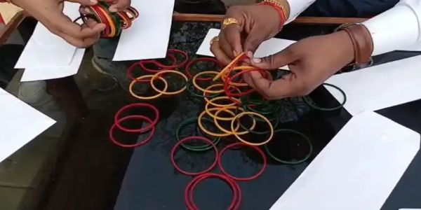 रायबरेली में यूजीसी का अनोखा विरोध, कई सांसदों को भेजी चूड़ियां