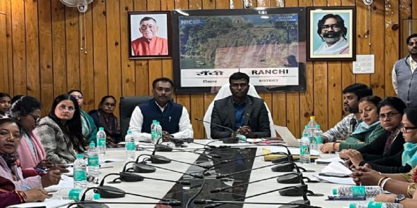 आंगनबाड़ी गतिविधियों की एंट्री पोषण ट्रैकर ऐप पर अपलोड करें : उपायुक्त