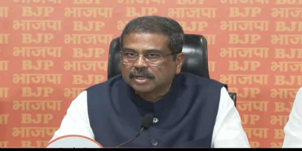 धर्मेंद्र प्रधान जो सच स्वीकारना नहीं चाह रहे!