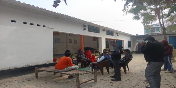 अजित पवार के साथ विमान हादसे में मरने वालाें में यूपी की पिंकी माली भी, पैतृक गांव शोक में