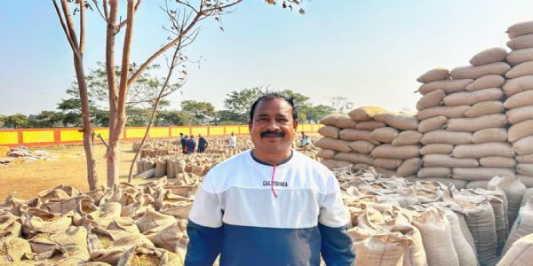 समर्थन मूल्य की गारंटी से बदली किसान देव गढ़वाल की ज़िंदगी, पारदर्शी और सुव्यवस्थित ढंग से धान खरीदी जारी