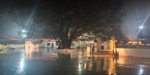 अनूपपुर: अमरकंटक में गरज-चमक के साथ बारिश जारी, मौसम में ठंडक लौटी