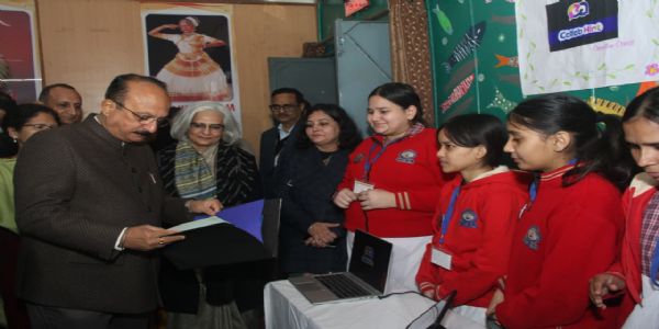 शिक्षा मंत्री आशीष सूद ने विद्यार्थियों के नवाचार को दिया प्रोत्साहन, बोले - विकसित भारत का नेतृत्व करेगी 