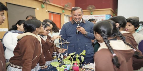 सीएम श्री स्कूल में जोनल एनईईईवी टीम चयन कार्यक्रम आयोजित, समाज कल्याण मंत्री ने छात्रों को किया प्रोत्साहित