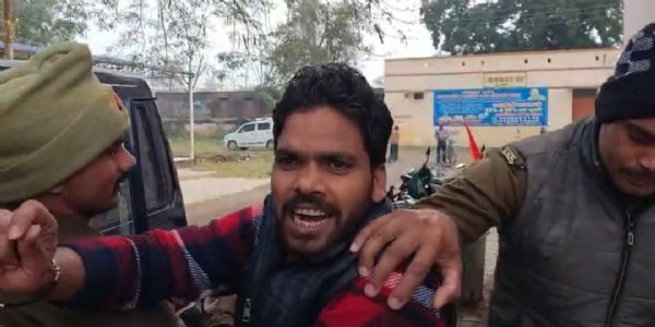 रंगदारी मामले में पुलिस ने सपा नेता को भेजा जेल