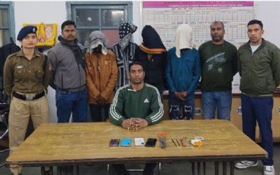 ट्रेन में मोबाइल चोरी करने वाले गिरोह के चार आरोपित गिरफ्तार