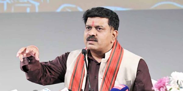 रायपुर : देश में प्रतिदिन सबसे अधिक पीएम आवास बनाने वाला राज्य छतीसगढ़ : उपमुख्यमंत्री विजय शर्मा