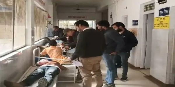 अनूपपुर: दो बाइकों की आपस में भिड़ंत, चार गंभीर घायल