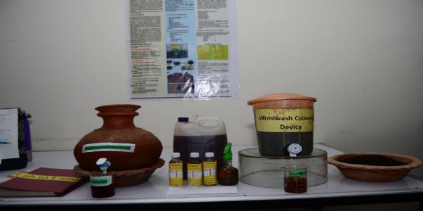 “पेटेंट से प्रोडक्ट तक” प्रदर्शनी का आयोजन, रासायनिक खाद का विकल्प बना विश्वविद्यालय का नवाचार