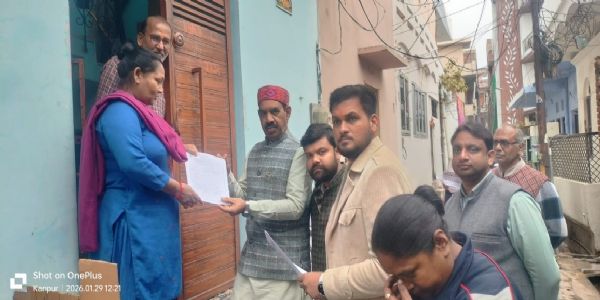 भाजपा के विशेष नव मतदाता अभियान में घर-घर संपर्क, मतदाता सूची का गहन पुनरीक्षण