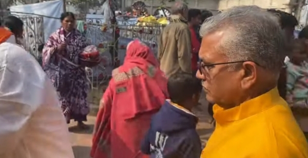 दिलीप घोष पश्चिम मेदिनीपुर मनसा मंदिर में