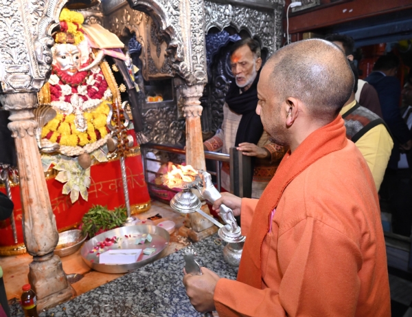 कालभैरव मंदिर में मुख्यमंत्री