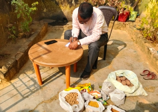 आंगनबाड़ी औचक निरीक्षण