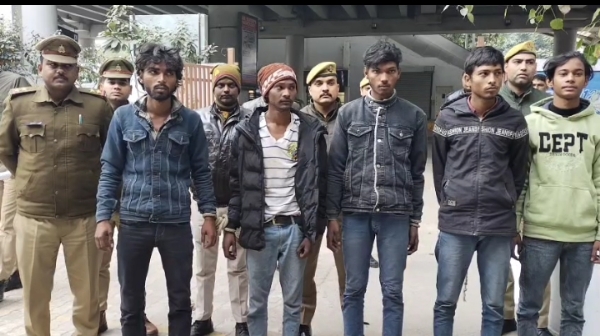 पुलिस की गिरफ्त में शातिर पुलिस की गिरफ्त में शातिर