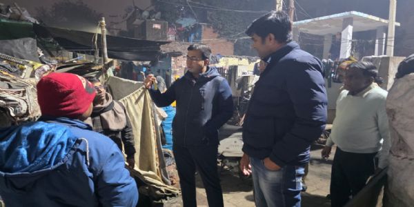 जोन–4 में जलकल विभाग की पेयजल आपूर्ति व्यवस्था का एसडीएम ने लिया जायजा