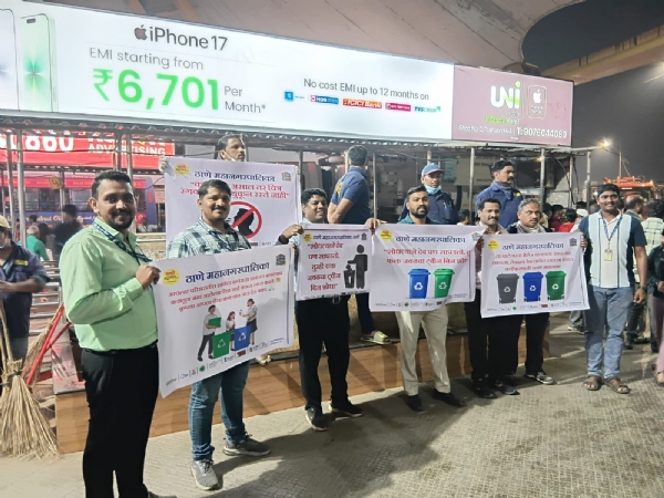 Late night cleaning drive brighteng railway station