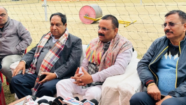 72वीं सीनियर नेशनल वॉलीबॉल चैंपियनशिप की जानकारी देते महापौर