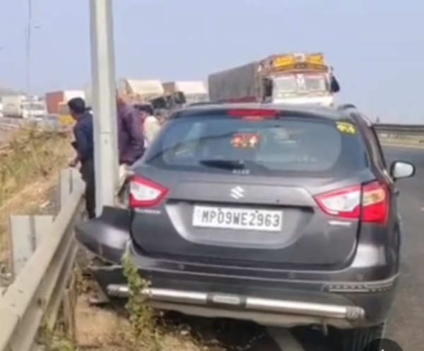 Durghatna Sthal per kar