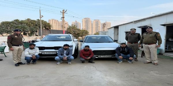 गुरुग्राम: द्वारका एक्सप्रेस वे पर स्टंटबाजी करने पर चार युवक काबू