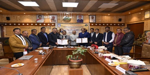 सोलर रिसर्च के लिए एचपीयू और एसजेवीएन के बीच हुआ एमओयू