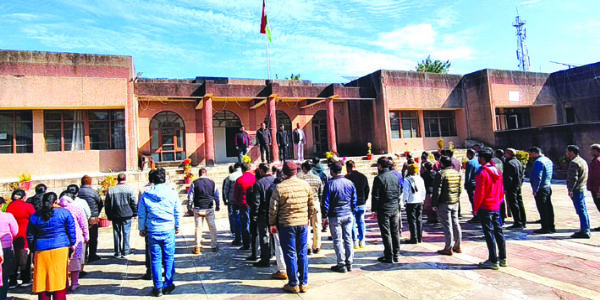 स्वतंत्रता संग्राम के अमर बलिदानियों को किया नमन