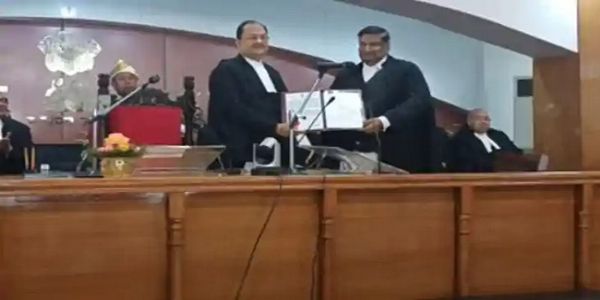 पटना उच्च न्यायालय के चीफ जस्टिस ने कहा- बार और बेंच एक रथ के दो पहिए