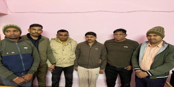 एसीबी ने रिश्वतखोर हेड कांस्टेबल व कांस्टेबल की निशानदेही पर बरामद की घूस की रकम