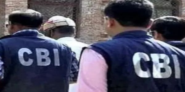 सीबीआई ने 50 हजार घूस लेते सेना के हवलदार और उसके रिश्तेदार को किया गिरफ्तार