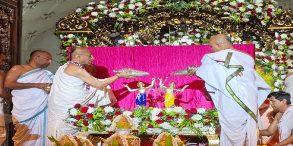 श्रील नित्यानंद महाप्रभु गुरू तत्व स्वरूपः चंचलापति दास