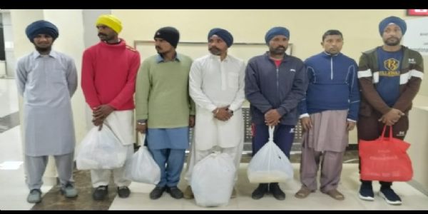 पाकिस्तान ने रिहा किए सात भारतीय नागरिक, अटारी बाघा बार्डर से पहुंचे भारत