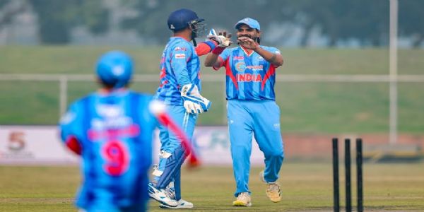 मिक्स्ड डिसेबिलिटी सीरीज के दूसरे टी20 में इंग्लैंड ने भारत को 15 रन से हराया