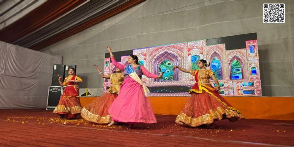 मेला रामनगरिया के सांस्कृतिक पंडाल में अंजली चौहान की नृत्य प्रस्तुति ने दर्शकों काे किया मंत्रमुग्ध