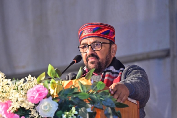 कार्यक्रम के दौरान सभा को संबोधित करते मंत्री योगेंद्र उपाध्याय