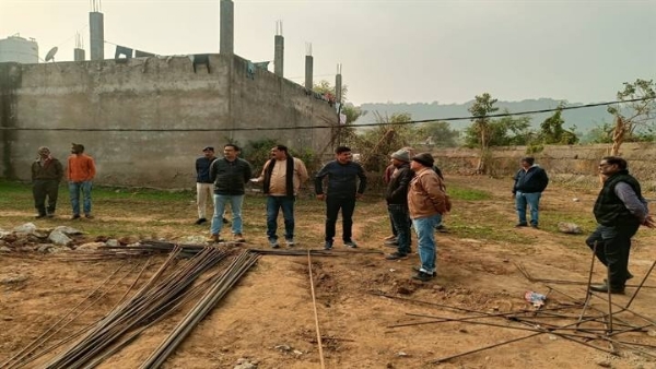 एलीवेटेड रोड के तीन पिलर का काम शुरू एलीवेटेड रोड के तीन पिलर का काम शुरू